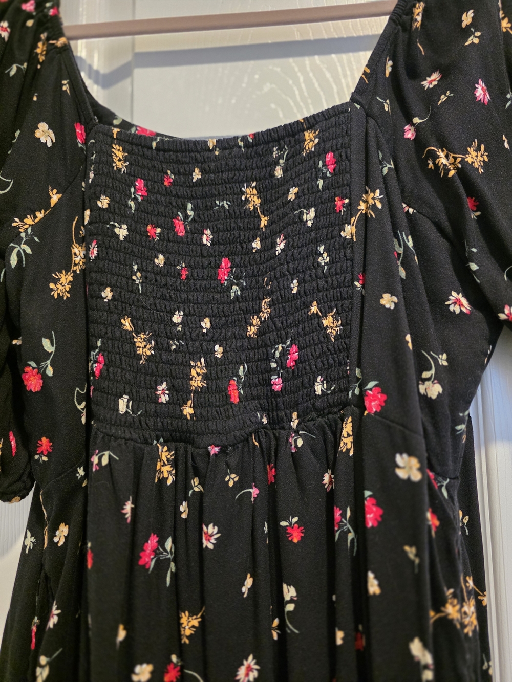 Black Floral Smocked Midi Dress - Picture 5 of 5